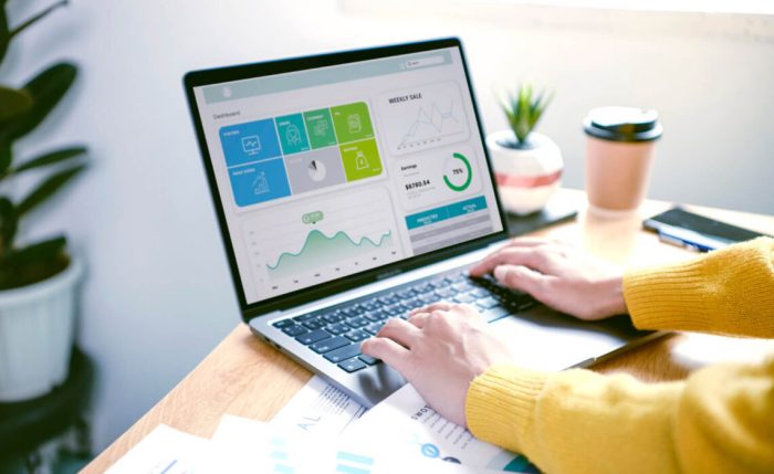 Roofing Field Service Management Software - Dataforma